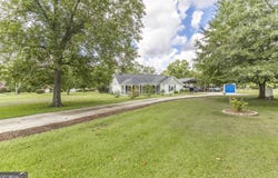 659 Kewanee Drive, Byron, GA 31008