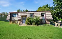 1606 NW 66th Street, Kansas City, MO 64118