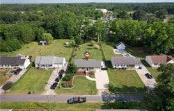 945 Aberdeen Lane, Chesapeake, VA 23322