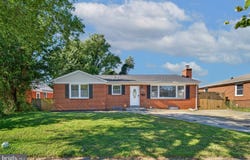 2000 GAITHER Street, TEMPLE HILLS, MD 20748