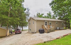 4582 Lower Prairie Hollow Road, Roach, MO 65787