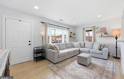 16 SUMMIT Avenue, THURMONT, MD 21788