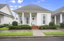 4925 Crestfield Way, Gonzales, LA 70737