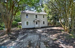 17536 General Puller Highway, Middlesex, VA 23043