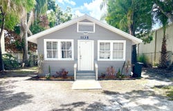 1135 17th Place, Vero Beach, FL 32960