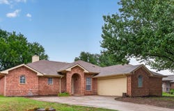 1901 Le Sage Court, Denton, TX 76208