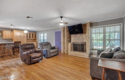 321 W Broussard Road, Lafayette, LA 70506