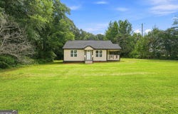 1061 Highway 3 N, Hampton, GA 30228
