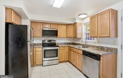 18 DORRELL, STERLING, VA 20165