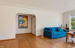 903 Mountain Meadows Circle, Ashland, OR 97520