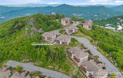 127 Trails End, Sugar Mountain, NC 28604