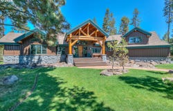 56770 NEST PINE Dr, Bend, OR 97707