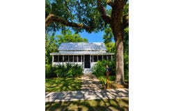 506 Tallahassee St, Carrabelle, FL 32322