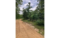 38 Madison CR 410, Fredericktown, MO 63645