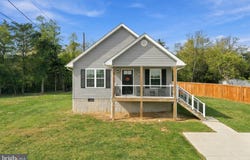 705 CAPON Road, STRASBURG, VA 22657