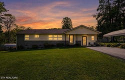 212 Sunset Drive, LaFollette, TN 37766