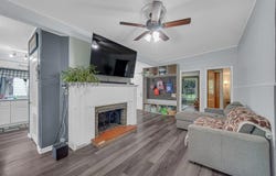 909 Pershing Drive, Wauconda, IL 60084