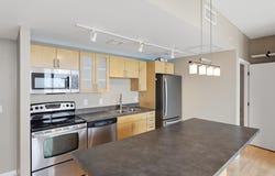 8161 33rd Avenue S, Bloomington, MN 55425