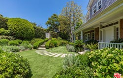 770 Napoli Dr, Pacific Palisades, CA 90272
