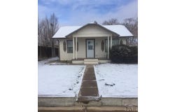 622 E 9th St, Pueblo, CO 81001