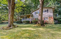 645 Mentor Road, Akron, OH 44303