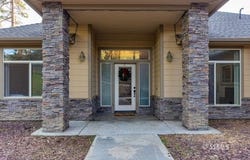 26820 Stirrup Way, Tehachapi, CA 93561