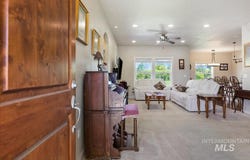 723 E Willow St, Caldwell, ID 83605