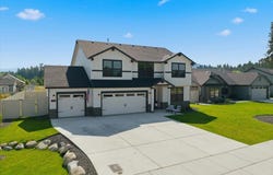 733 E Ripatti Way, Hayden, ID 83835