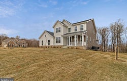 2000 ARAM Drive, ACCOKEEK, MD 20607