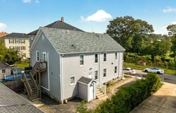 16 Murray St, Fall River, MA 02720