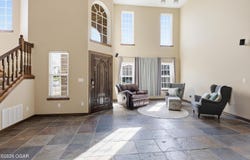 117 Suzanne Circle, Webb City, MO 64870
