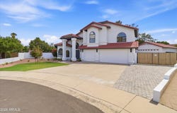 2059 E GLENCOVE Circle, Mesa, AZ 85213