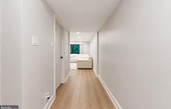115 E KINGS Highway, MAPLE SHADE, NJ 08052