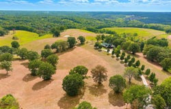 2024 Dogwood Tree Road, Reeds Spring, MO 65737