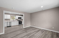 2320 S Kickapoo Avenue, Springfield, MO 65804