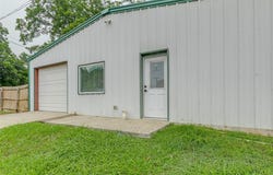 1005 Mitacek Avenue, Prague, OK 74864