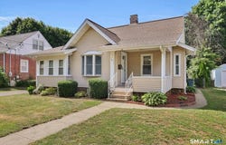 43 Barraclough Avenue, Hamden, CT 06517