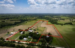 1281 Post Oak Point Rd, New Ulm, TX 78950