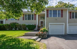 32 Forrest Street, Hampstead, NH 03826