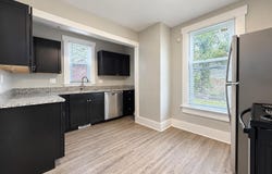126 E 6th Avenue, Columbus, OH 43201