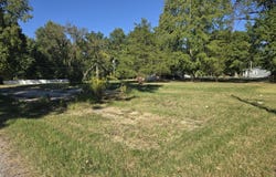 1012 E Center Street, Benton, IL 62812