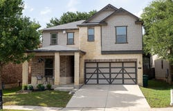 104 Rolling Creek, Boerne, TX 78006