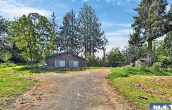 1718 S 3rd Ave., Sequim, WA 98382