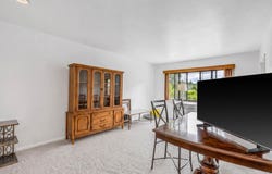 1205 E Broadway, Hewlett, NY 11557