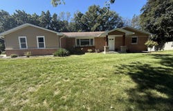 6817 Springbrook Lane, Kalamazoo, MI 49004