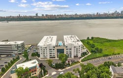 3 Somerset, Edgewater, NJ 07020