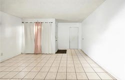 2171 Pomona, Costa Mesa, CA 92627