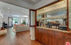 148 S Crescent Dr, Beverly Hills, CA 90212