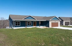 9345 Fox Hill Rd, Baxter, TN 38544