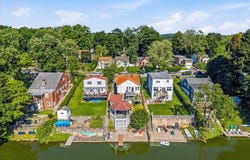 65 Lake Drive, Lake Peekskill, NY 10537
